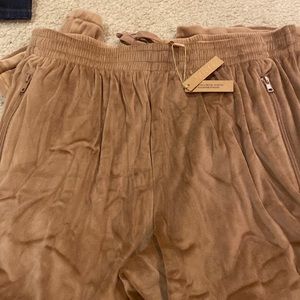 Skims Velour relax or sleep pants size Large sienna BNWT